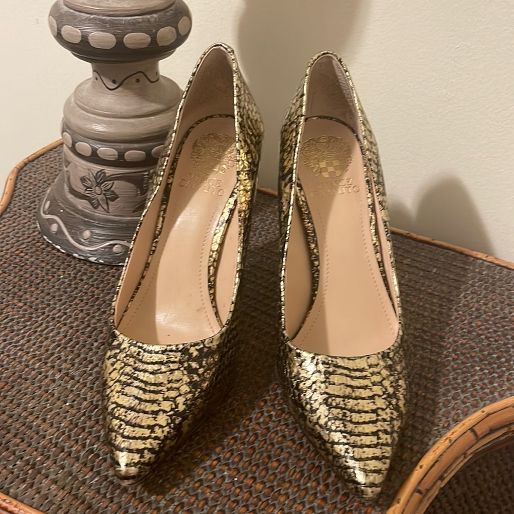 Vince Camuto Kain Black/gold Pumps